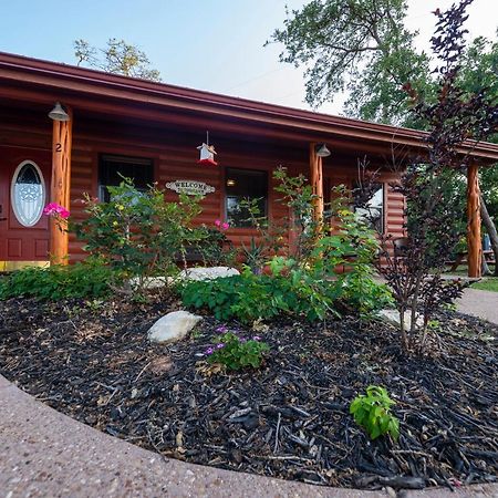 Cabin 1 Rental 15 Minutes From Magnolia And Baylor Waco Exterior foto